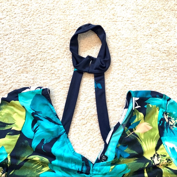 VENUS Jersey Knit Floral Strappy Back Blouse—SZ. M - Picture 12 of 14